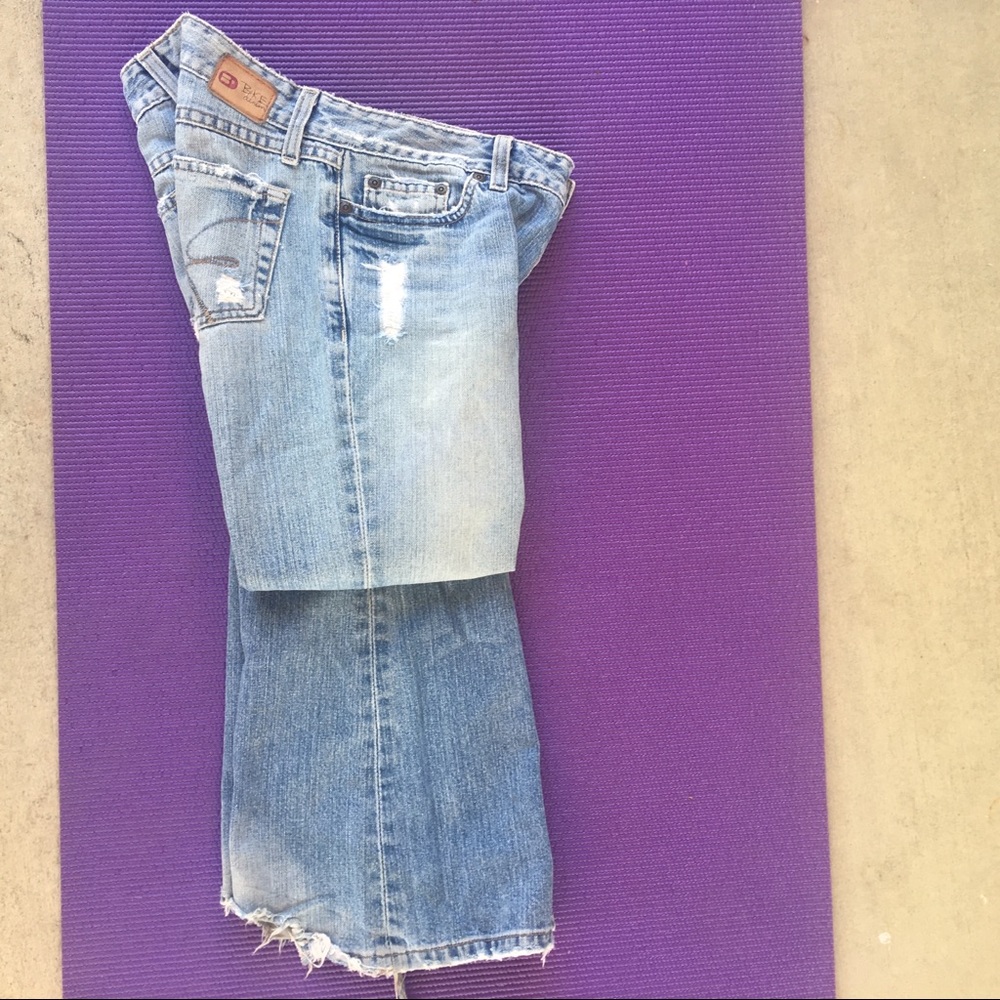 Blue jeans.